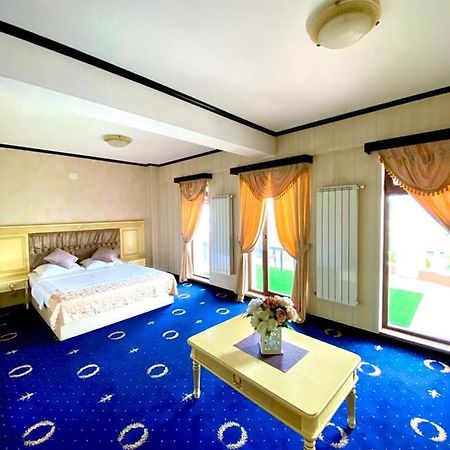 Hotel Premier Class Valea Lupului  外观 照片