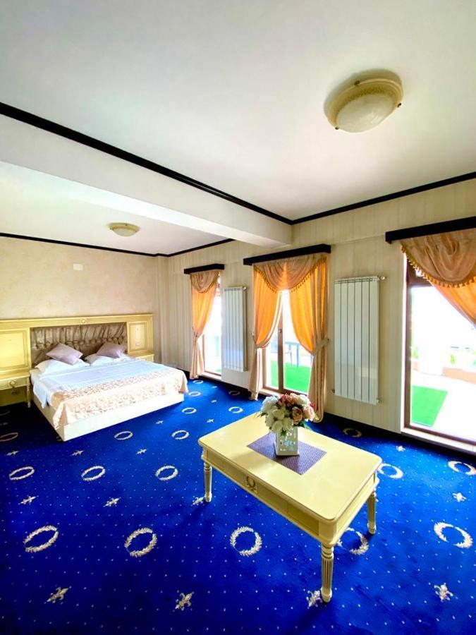 Hotel Premier Class Valea Lupului  外观 照片