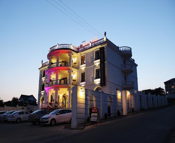 Hotel Premier Class Valea Lupului  外观 照片