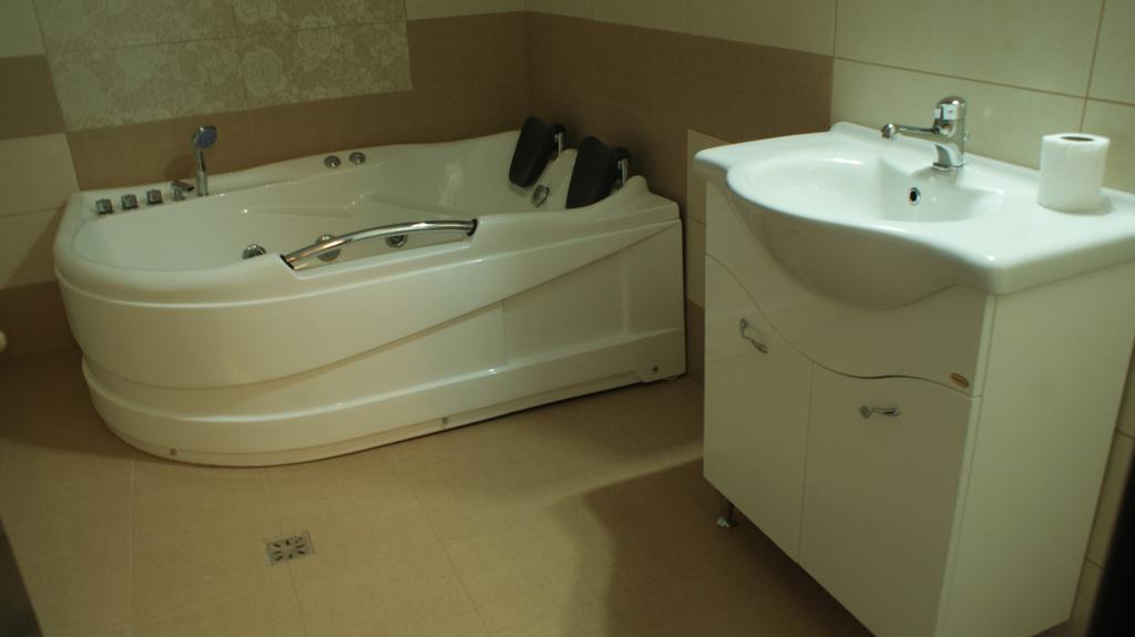 Hotel Premier Class Valea Lupului  外观 照片