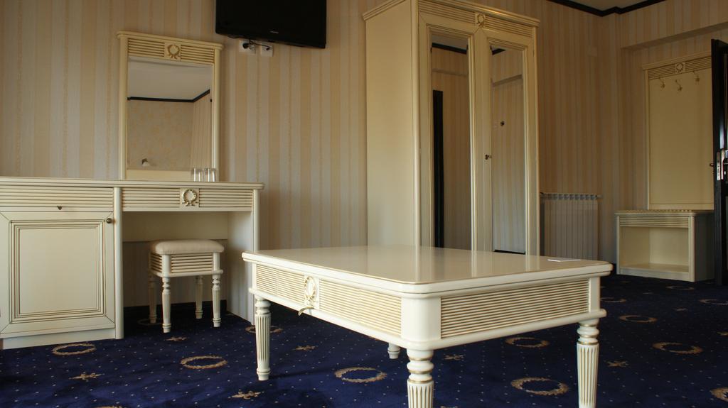 Hotel Premier Class Valea Lupului  客房 照片