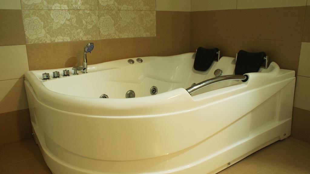 Hotel Premier Class Valea Lupului  客房 照片