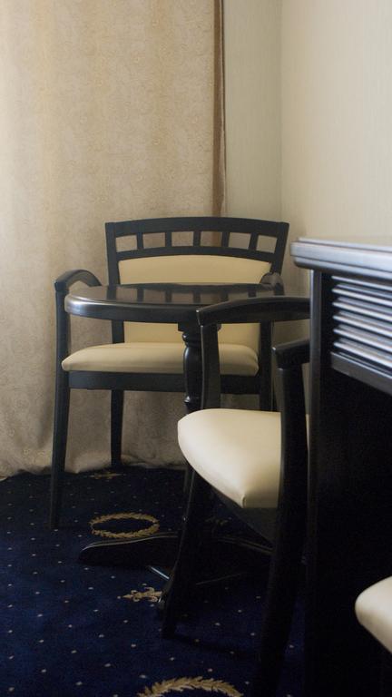 Hotel Premier Class Valea Lupului  外观 照片