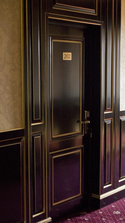 Hotel Premier Class Valea Lupului  外观 照片
