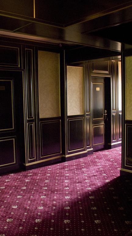 Hotel Premier Class Valea Lupului  外观 照片
