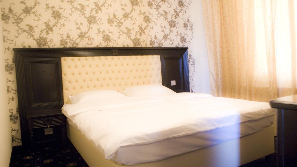 Hotel Premier Class Valea Lupului  外观 照片