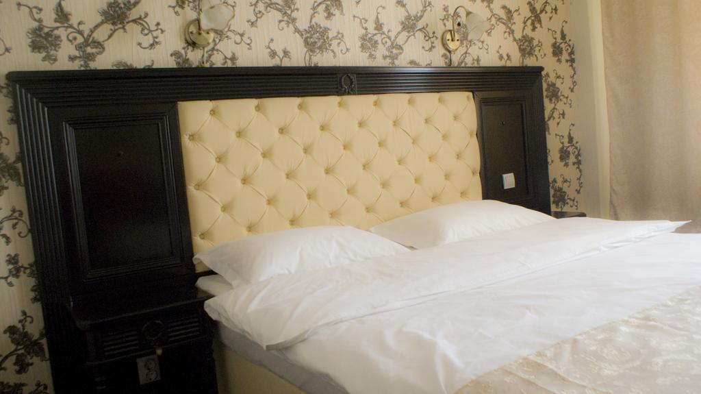 Hotel Premier Class Valea Lupului  外观 照片