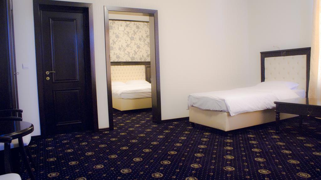 Hotel Premier Class Valea Lupului  外观 照片