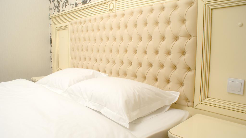 Hotel Premier Class Valea Lupului  外观 照片