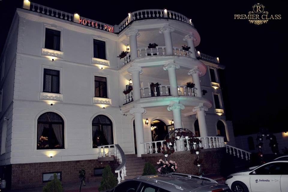 Hotel Premier Class Valea Lupului  外观 照片